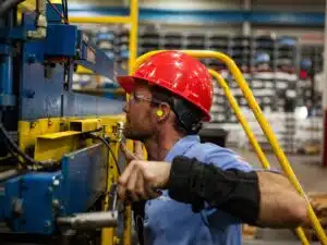 worker-4395770_1280