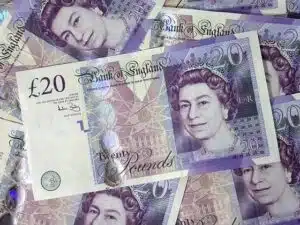 money-1760_640.jpg